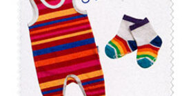 Äitiyspakkaus - Potkuhousut  postimerkki kotimaa ikimerkki